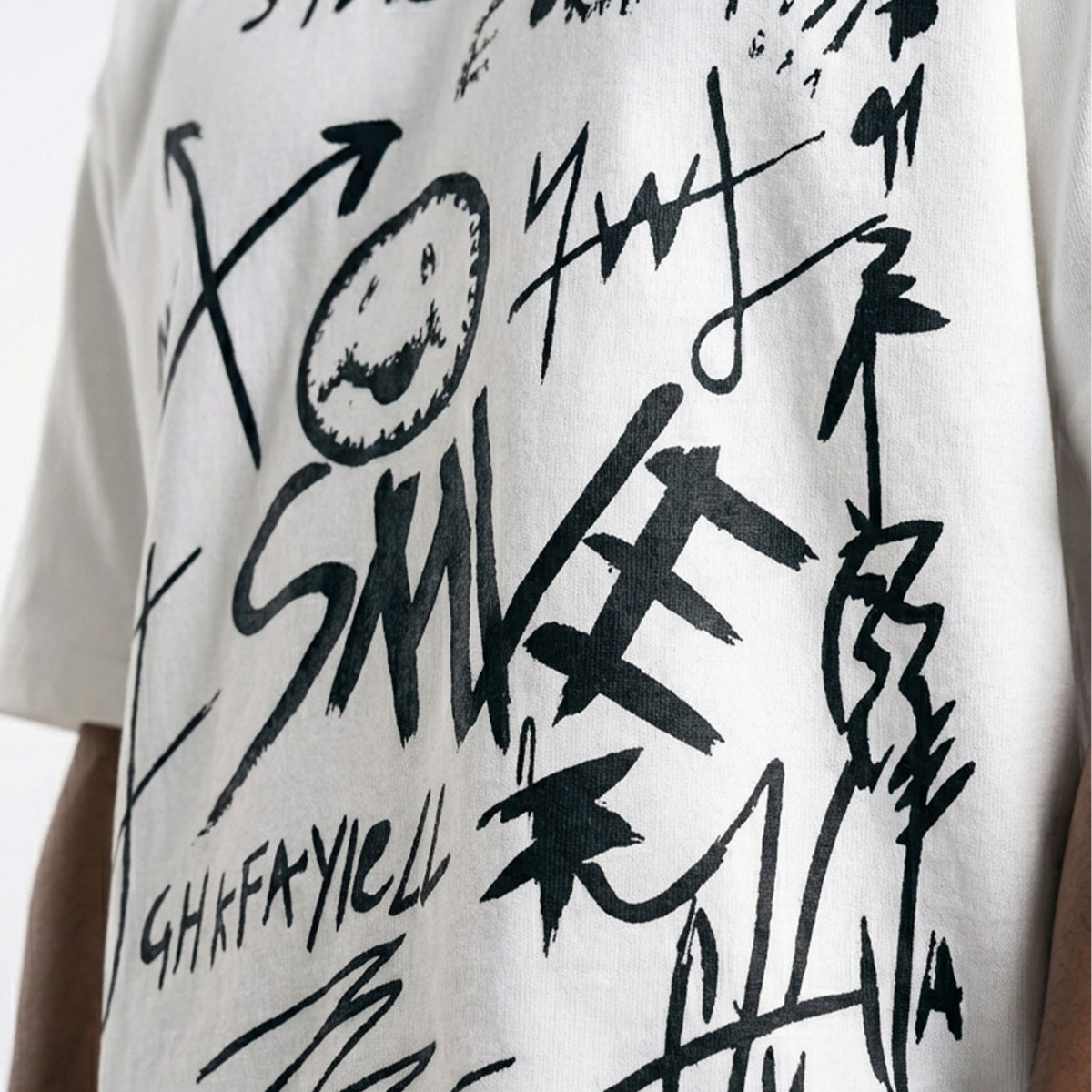 Smile Stateoversized cotton t-shirt for men and women by BOMBAE STORE