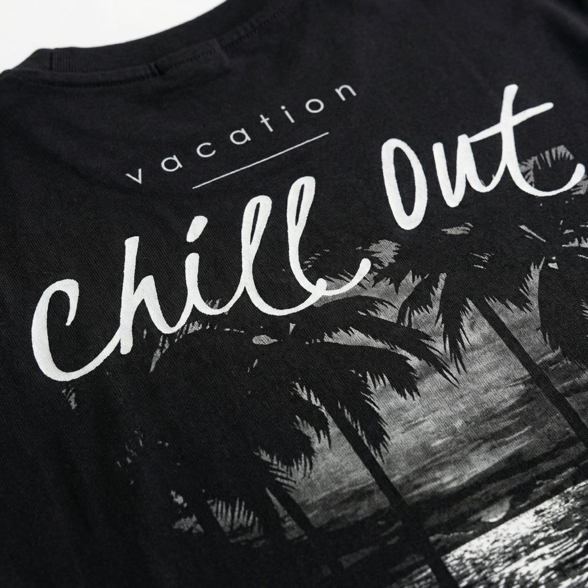Chill Outoversized cotton t-shirt for men and women by BOMBAE STORE